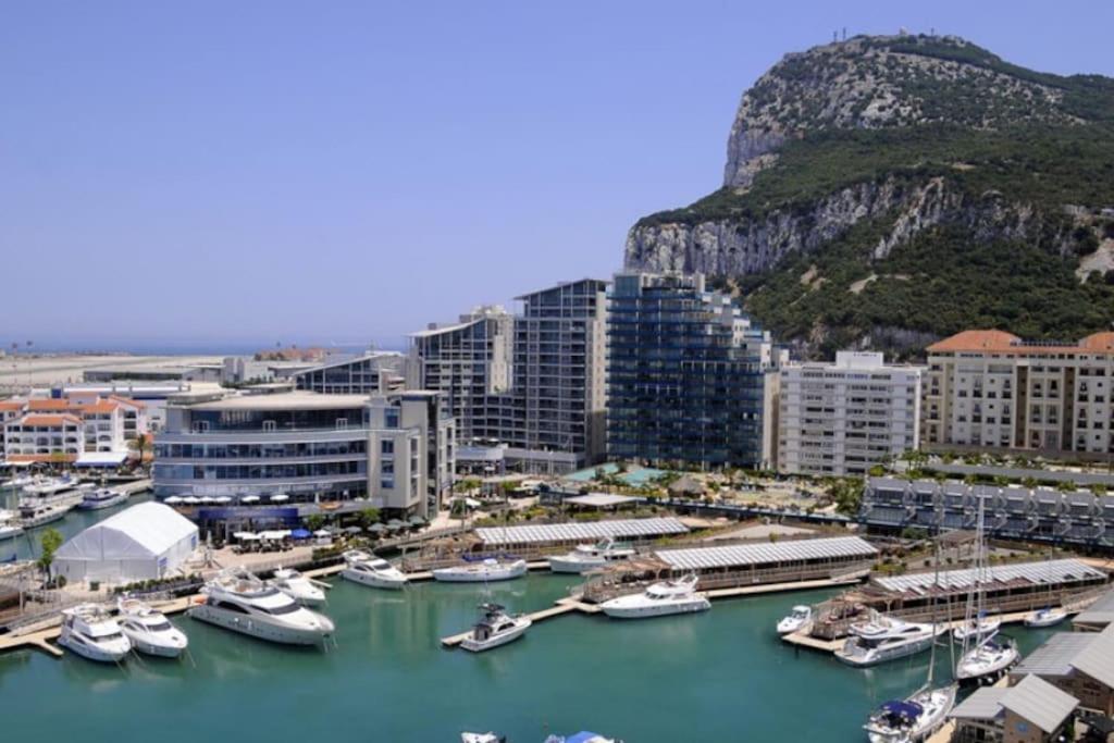 Best Location 2 Bed2 Bath W/Lift In Town! Gibraltar Exterior foto